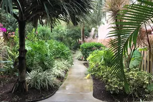 600 Executive Center Dr, West Palm Beach, FL 33401 - Photo 6