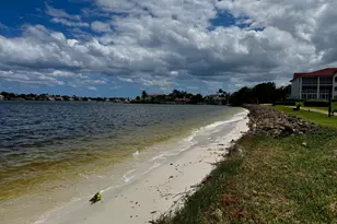 102 Half Moon Cir, Hypoluxo, FL 33462 - Photo 30