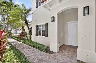 357 Chambord Terrace, Palm Beach Gardens, FL 33410 - Photo 4