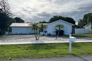 700 N Perry Ave, Jupiter, FL 33458 - Photo 1