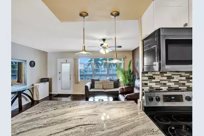 3014 Cornwall A, Boca Raton, FL 33434 - Photo 10