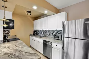 3014 Cornwall A, Boca Raton, FL 33434 - Photo 6