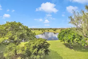 3080 N Course Dr, Pompano Beach, FL 33069 - Photo 4