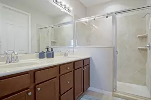 638 SW Glen Crest Way, Stuart, FL 34997 - Photo 18