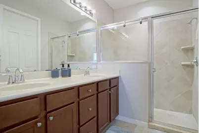 638 SW Glen Crest Way, Stuart, FL 34997 - Photo 18
