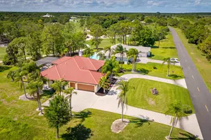 18680 SE Old Trail Dr E, Jupiter, FL 33478 - Photo 56