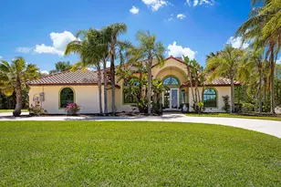 18680 SE Old Trail Dr E, Jupiter, FL 33478 - Photo 4