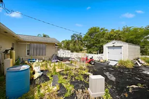 583 SE Greenway Terrace, Port Saint Lucie, FL 34983 - Photo 38