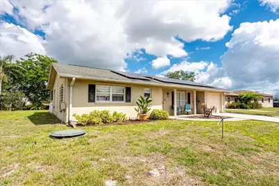 583 SE Greenway Terrace, Port Saint Lucie, FL 34983 - Photo 2