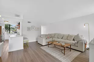 3310 Bridgewood Dr, Boca Raton, FL 33434 - Photo 10