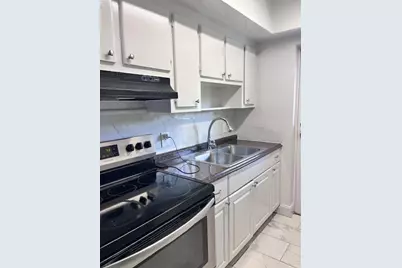 1798 NW 15th Vista #5, Boca Raton, FL 33432 - Photo 6