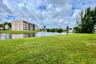 10442 Sunrise Lakes Blvd, Sunrise, FL 33322 - Photo 22