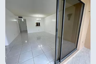10442 Sunrise Lakes Boulevard #104, Sunrise, FL 33322 - Photo 16