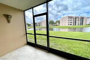 10442 Sunrise Lakes Blvd, Sunrise, FL 33322 - Photo 20