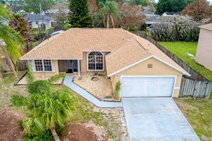 868 SW Duncan Terrace, Port Saint Lucie, FL 34953 - Photo 2