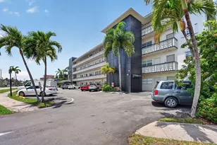 941 Crystal Lake Dr, Deerfield Beach, FL 33064 - Photo 1