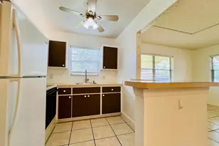300 Camden M, West Palm Beach, FL 33417 - Photo 2