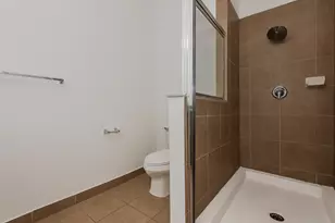 932 SW 147th Ave, Pembroke Pines, FL 33027 - Photo 22