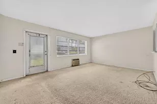 2 Chatham A, West Palm Beach, FL 33417 - Photo 4