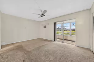 2 Chatham A, West Palm Beach, FL 33417 - Photo 12