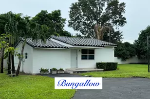 88 NE 154th St, North Miami Beach, FL 33162 - Photo 22