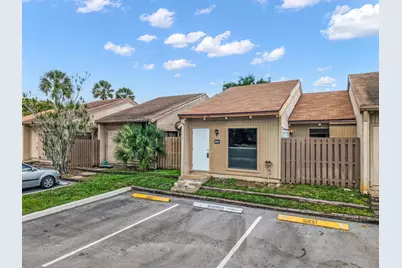 2026 SW 81st Way, Davie, FL 33324 - Photo 2
