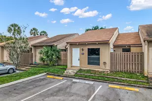 2026 SW 81st Way, Davie, FL 33324 - Photo 2