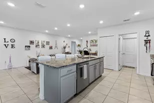 535 SW Butler Ave, Port Saint Lucie, FL 34983 - Photo 12