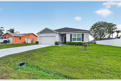 535 SW Butler Avenue, Port Saint Lucie, FL 34983 - Photo 2