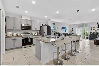 535 SW Butler Avenue, Port Saint Lucie, FL 34983 - Photo 10