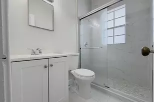 623 Park Pl, West Palm Beach, FL 33401 - Photo 4