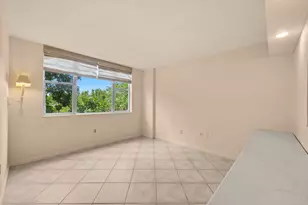 4001 Hillcrest Dr, Hollywood, FL 33021 - Photo 8