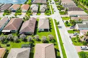 9792 SW Trumpet Tree Cir, Port Saint Lucie, FL 34987 - Photo 16