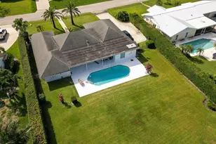 10124 Seagrape Way, Palm Beach Gardens, FL 33418 - Photo 4