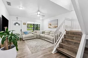 2101 N Palm Cir, North Palm Beach, FL 33408 - Photo 10