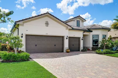 9234 Balsamo Drive, Palm Beach Gardens, FL 33412 - Photo 2
