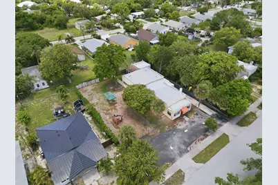 216 SW 2nd Avenue, Delray Beach, FL 33444 - Photo 4