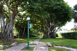 182 Lake Dr, Palm Beach Shores, FL 33404 - Photo 34