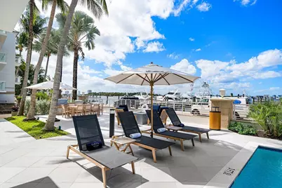 180 Lake Drive #2-302, Palm Beach Shores, FL 33404 - Photo 30