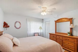5760 Pine Wood Dr, Greenacres, FL 33463 - Photo 10