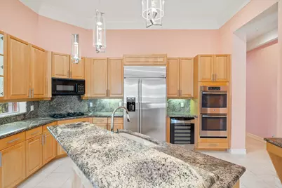 9026 Lakes Boulevard, West Palm Beach, FL 33412 - Photo 12