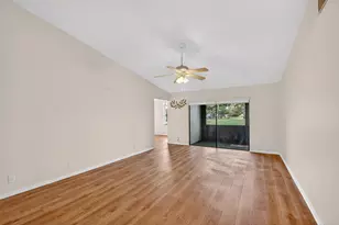 6105 Fairfield Cir, Greenacres, FL 33463 - Photo 10