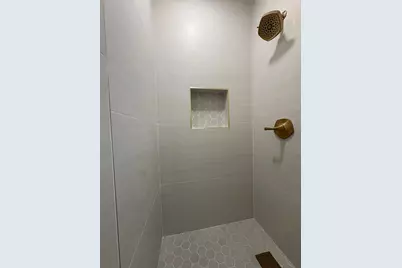 525 NE 126th Street, North Miami, FL 33161 - Photo 10