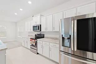 692 NE Turtleback Trail, Port Saint Lucie, FL 34983 - Photo 14