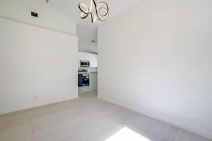 320 NE 42nd St, Boca Raton, FL 33431 - Photo 12