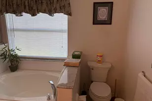 956 SW Del Rio Blvd, Port Saint Lucie, FL 34953 - Photo 18