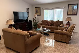 956 SW Del Rio Blvd, Port Saint Lucie, FL 34953 - Photo 14