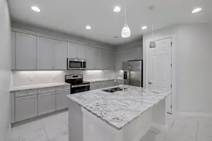 24072 SW Firenze Wy, Port Saint Lucie, FL 34986 - Photo 4