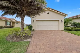24072 SW Firenze Wy, Port Saint Lucie, FL 34986 - Photo 2
