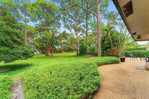 643 W Lakewoode Cir, Delray Beach, FL 33445 - Photo 34